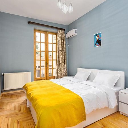 Hotel Costa Тбилиси Екстериор снимка