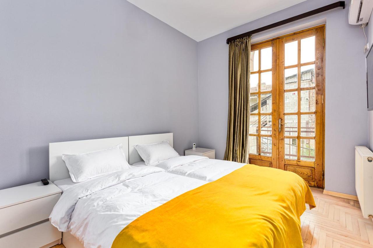 Hotel Costa Тбилиси Екстериор снимка