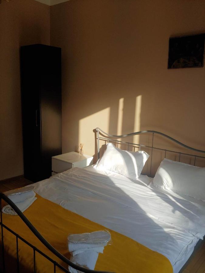 Hotel Costa Тбилиси Екстериор снимка