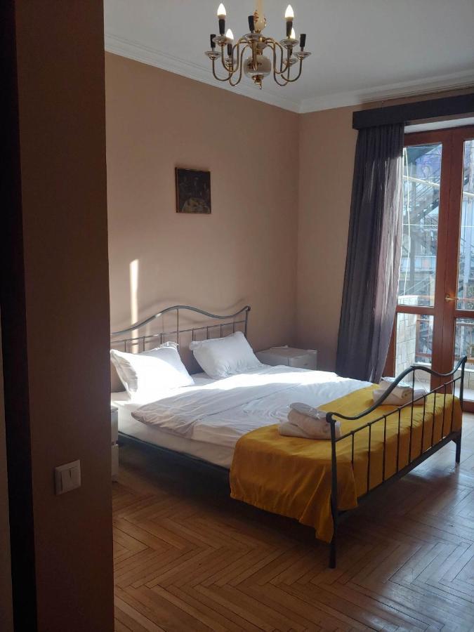 Hotel Costa Тбилиси Екстериор снимка